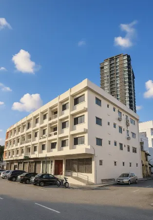 Resandau Stay Ipoh - Nearby Ipoh Town - Private Car Park and Lift - Whole Unit & Coliving Отели рядом с достопримечательностью «Yasmin Ahmad at Kong Heng Museum»