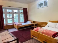 Ayun Nest Guest House فنادق في شيترال