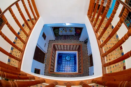 Riad Misk Fez Отели рядом с достопримечательностью «Аль-Карауин»