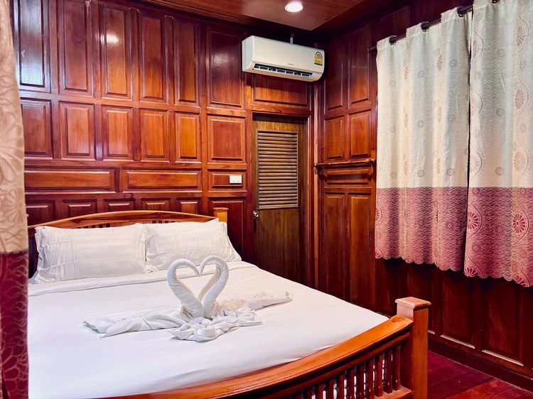 รูปภาพของThai teak Sathon Guest House