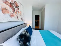 Skyline executive  Grandeur  by Ritz Carlton