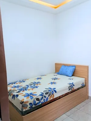 Casa Bella Homestay Hotels in Demang Lebar Daun