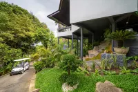 스미스 & 애피의 차웽 베이 뷰 리조트