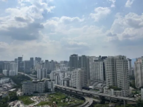 Elegant Studio - Upscale Neighbourhood of Hartamas Hotels in Sri Hartamas