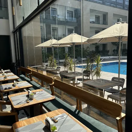 Peravi Suites at Embassy Gardens