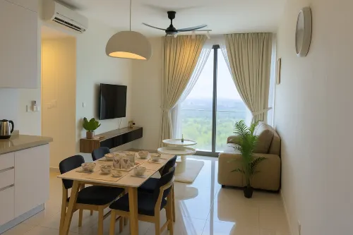 The M @ Medini Macrolink - New