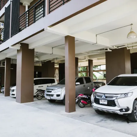 PJ Loft Hotel Lopburi