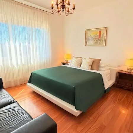 Venice Mestre Station Entire Apartment, Casa Marco