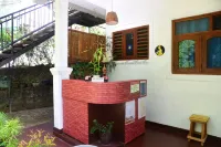 Travel Rest Inn Ella