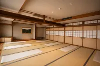 Hooray Toyama - Baarit