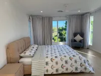 Lapineta| Luxury Villa with Pool & Sunset Views - Uima-altaat