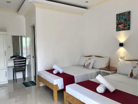 Sunshine Stay Panglao Отели рядом с достопримечательностью «South Farm Panglao Bohol»