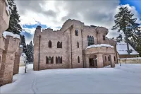 The Castle | your unique way of retreat