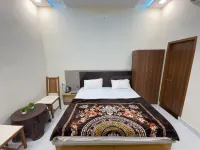 It's Braj Raj Home Stay - Airport Shuttle