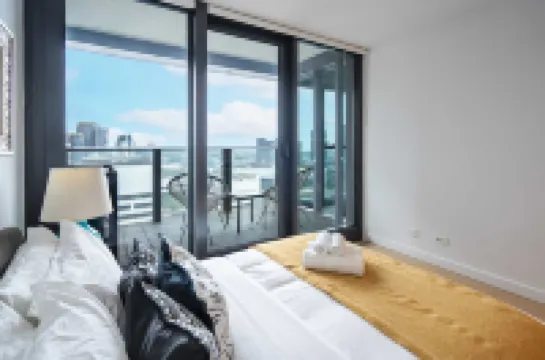 1B1B Condo with Bay &River Views