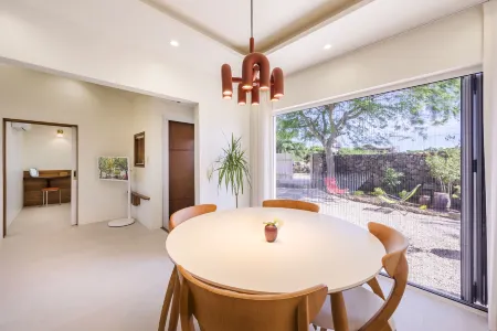 SAGYE NARU Отели рядом с достопримечательностью «Yongmeori Coast»