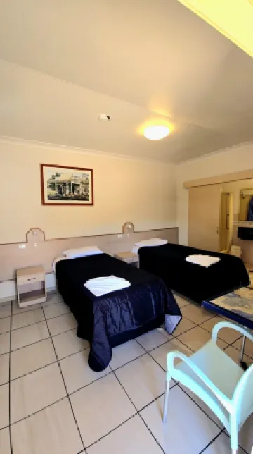 Royal Motel Rockhampton Hotels in Allenstown