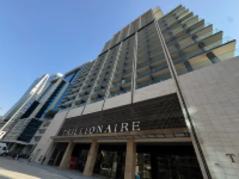 Trillionaire HJ Holidays Homes LLC. Hotels in Business Bay