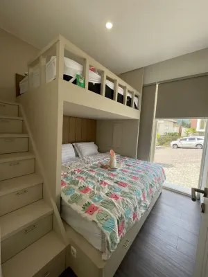 Orlando Hill Villa - Parkering