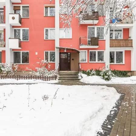 Lumina cozy 3-room apartment in Warsaw Отели рядом с достопримечательностью «Бялолека»