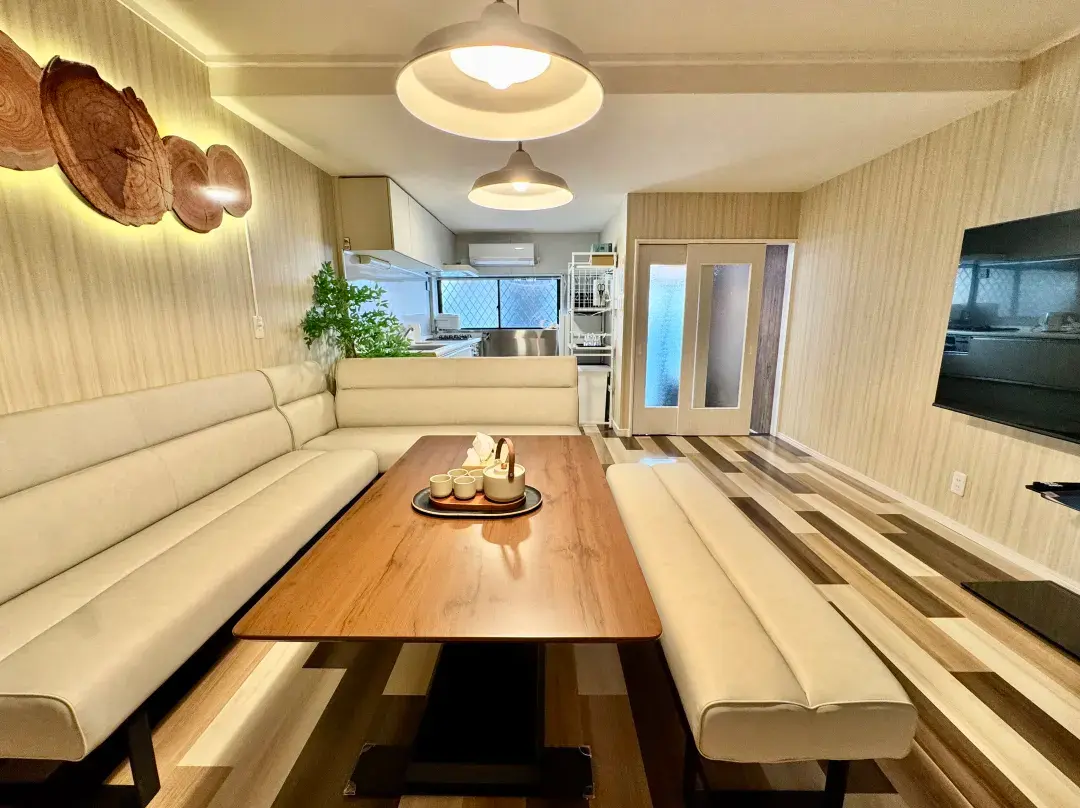 "Jiale" 2-7 People, 2 Bedrooms, 1.5 Bathrooms, 1 Living Room, 1 Kitchen - Osaka