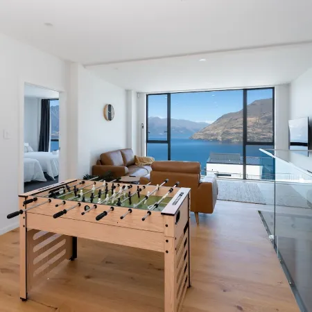 The Alpine Lakeview Luxe Retreat VI by Peakhost