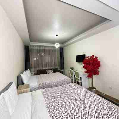 Daylight Hotel Rooms