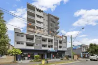 The Roocrest - Kangaroo Point Boutique Apartment with Parking