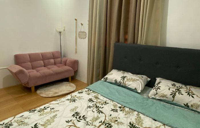 Caleb Homestay (3BR Townhouse with AC in 2 bedrooms)