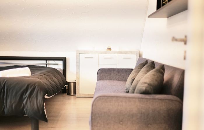 Bright 2-room apartment for 6 · Terrace · 8 min to the trade fair