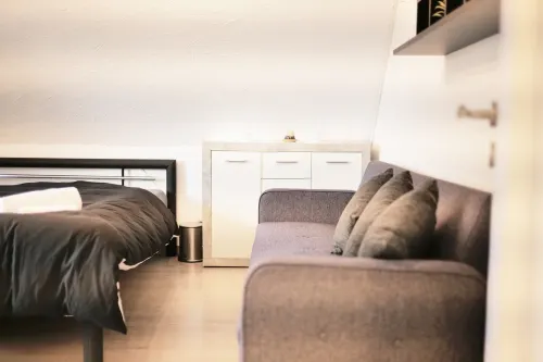 Bright 2-room apartment for 6 · Terrace · 8 min to the trade fair - parking