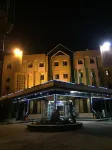 Al Ghadeer Palace Tourist Hotel Hotels near مول البركة - Albaraka Mall