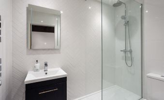 Woodsmill View Apartment