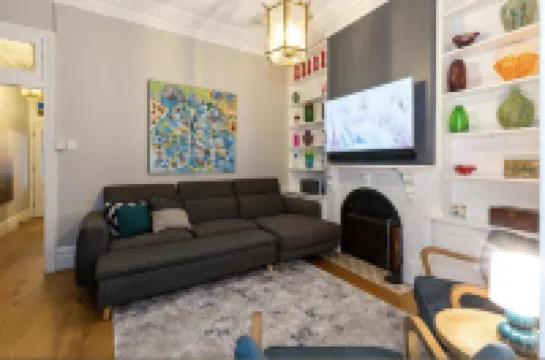 Millers Point Home Harbourside