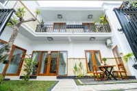 Lemon Tree Hotel Bali Hotel dekat Krisna Wisata Kuliner Temukus, Lovina - Bali
