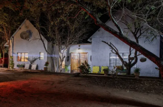 3 Bedroom House Sleeps 6, Mini Bar, Free Parking Hotels in 