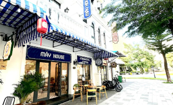 May House Grandworld on the beach