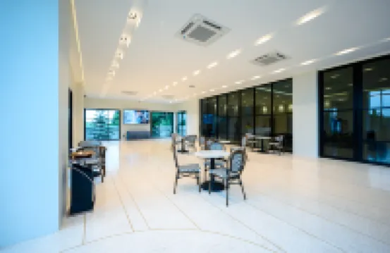 Grand The Room Hotel 甘烹碧酒店