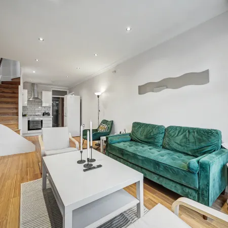 Elegant Stay In London | 7 mins to Norbury Station Отели рядом с достопримечательностью «Железнодорожный вокзал Норбери»