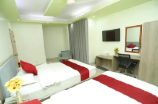 Wood Burn Hotel Hotel a 