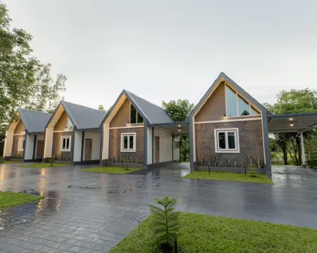 Heal Jai Garden Resort Hotels in Prakhon Chai