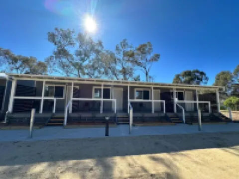 Hay Caravan Park Hotels in Hay