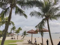Holiday Home@Forest City, Malaysia~TV Box~2B1B 4-6pax 1618 - Beach