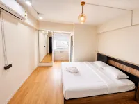 Sukhum Ratchada Sutthisan - 3-Star
