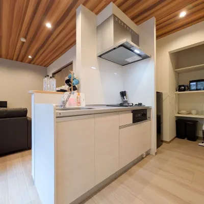 NEW OPEN! New Apartment in Fukuoka City | 15 Min to Hakata Station | Sleeps 4 千代县厅口站附近的飯店