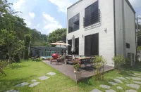 STAY.G CAMPING & POOL VILLA - Mountain view