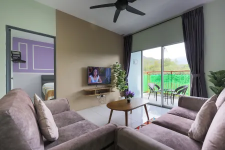 Goodlife Paradise Emerald Avenue Suite Отели рядом с достопримечательностью «Kea Farm»