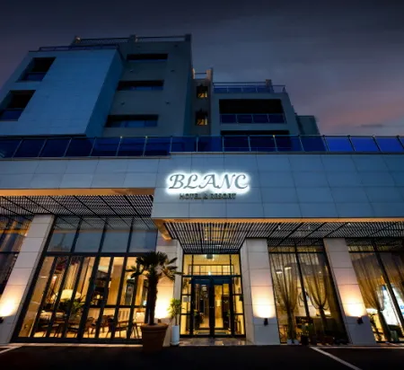Blanc Hotel & Resort