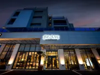 Blanc Hotel & Resort
