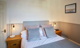 Host & Stay | Havelock Place Apartment